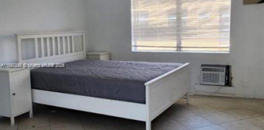 Студия в Форт-Лодердейл, Флорида № 1845545