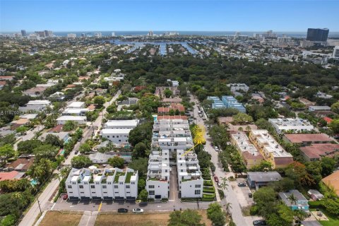 Townhouse in Fort Lauderdale, Florida 3 bedrooms, 186.27 sq.m. № 1797006 - photo 3