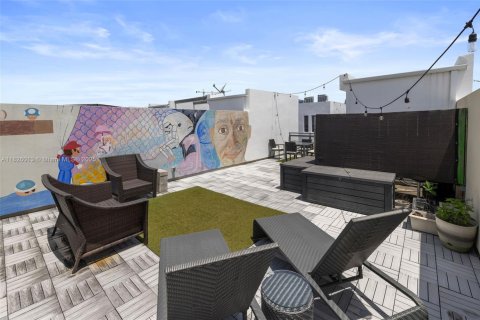 Townhouse in Fort Lauderdale, Florida 3 bedrooms, 186.27 sq.m. № 1797006 - photo 20