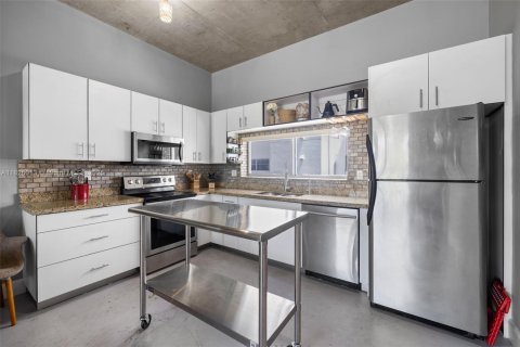 Townhouse in Fort Lauderdale, Florida 3 bedrooms, 186.27 sq.m. № 1797006 - photo 8