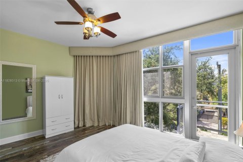 Townhouse in Fort Lauderdale, Florida 3 bedrooms, 186.27 sq.m. № 1797006 - photo 10