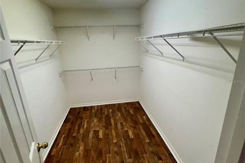 Townhouse in Orlando, Florida 2 bedrooms, 167.13 sq.m. № 2107193 - photo 18