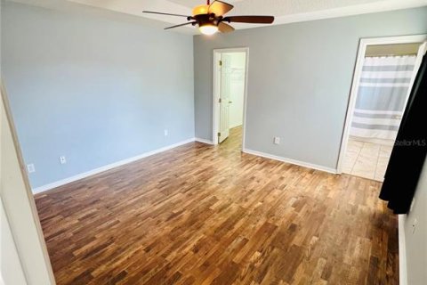 Townhouse in Orlando, Florida 2 bedrooms, 167.13 sq.m. № 2107193 - photo 17