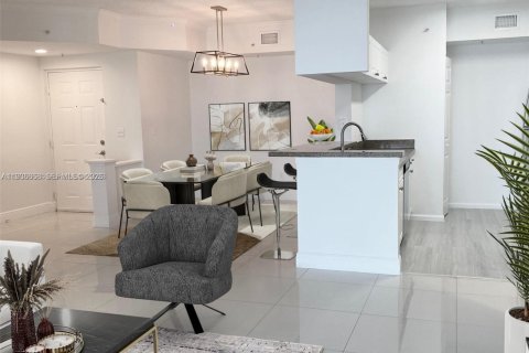 Condo in Sunny Isles Beach, Florida, 3 bedrooms  № 2002089 - photo 12