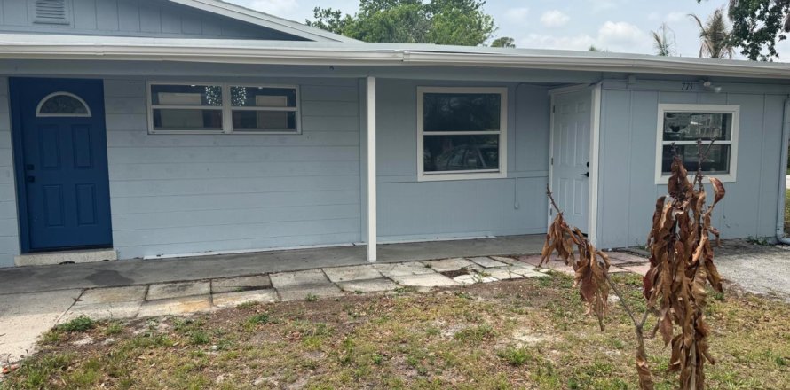 House in Vero Beach, Florida 3 bedrooms, 119.66 sq.m. № 2261809
