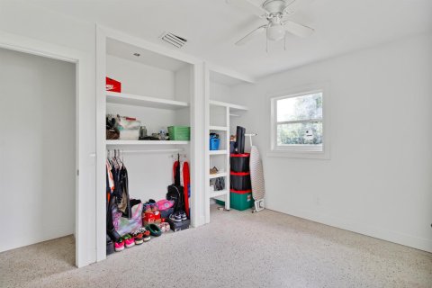 House in Vero Beach, Florida 3 bedrooms, 119.66 sq.m. № 2261809 - photo 15