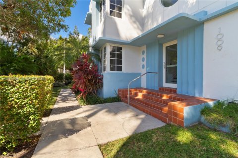 Condominio en venta en Miami Beach, Florida, 2 dormitorios, 67.82 m2 № 2031030 - foto 30