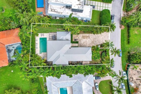 Villa ou maison à vendre à Bal Harbour, Floride: 5 chambres, 424.19 m2 № 1967856 - photo 25