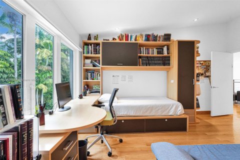 Villa ou maison à vendre à Bal Harbour, Floride: 5 chambres, 424.19 m2 № 1967856 - photo 10