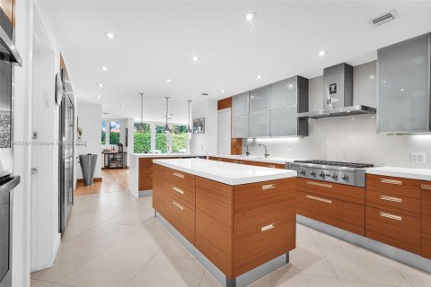 Villa ou maison à vendre à Bal Harbour, Floride: 5 chambres, 424.19 m2 № 1967856 - photo 7