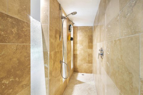 House in West Palm Beach, Florida 4 bedrooms, 230.4 sq.m. № 2082062 - photo 16
