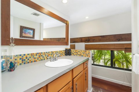House in West Palm Beach, Florida 4 bedrooms, 230.4 sq.m. № 2082062 - photo 14