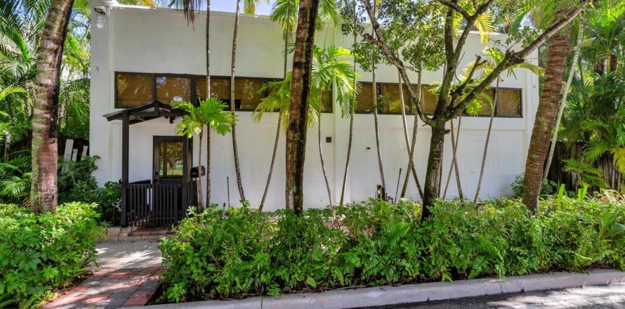 House in West Palm Beach, Florida 4 bedrooms, 230.4 sq.m. № 2082062