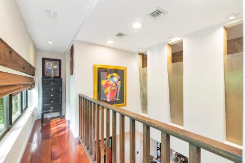 House in West Palm Beach, Florida 4 bedrooms, 230.4 sq.m. № 2082062 - photo 11