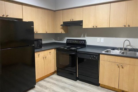 Copropriété à louer à Tampa, Floride: 1 chambre, 73.3 m2 № 2285589 - photo 2