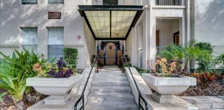 Condo à Tampa, Floride, 1 chambre № 2285589