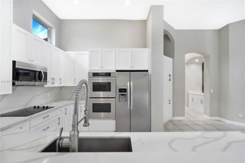 Casa en alquiler en Parkland, Florida, 4 dormitorios, 301.75 m2 № 1975508 - foto 6