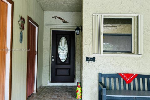 Touwnhouse à vendre à Doral, Floride: 3 chambres, 173.73 m2 № 1944996 - photo 16