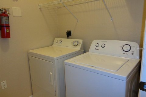 Condominio en alquiler en Tampa, Florida, 2 dormitorios, 107.49 m2 № 1917413 - foto 4