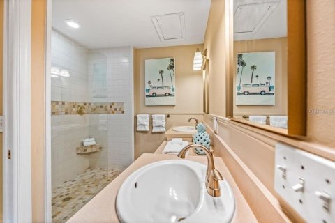 Купить виллу или дом в Сарасота, Флорида 4 комнаты, 109.81м2, № 1515116 - фото 19