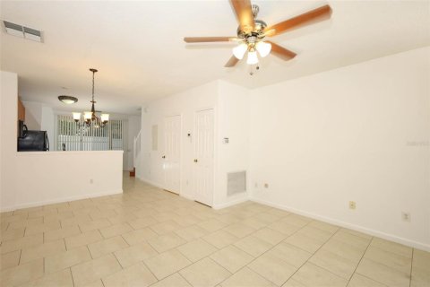 Touwnhouse à vendre à Lake Mary, Floride: 2 chambres, 101.73 m2 № 1851380 - photo 6