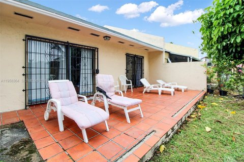 Casa en venta en Homestead, Florida, 2 dormitorios, 104.05 m2 № 2010748 - foto 25