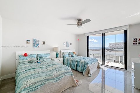 Купить кондоминиум в Майами-Бич, Флорида 2 спальни, 131.46м2, № 1937259 - фото 20