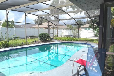 Casa en venta en Deltona, Florida, 3 dormitorios, 145.58 m2 № 2383900 - foto 2