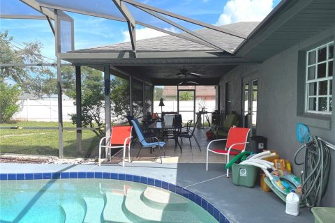 Casa en venta en Deltona, Florida, 3 dormitorios, 145.58 m2 № 2383900 - foto 3