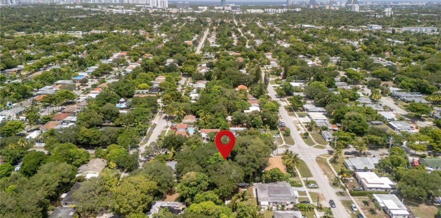 Дом в Норт-Майами, Флорида 1 спальня, 67.63м2 № 2037074