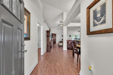 House in Riverview, Florida 3 bedrooms, 181.9 sq.m. № 2313051 - photo 3