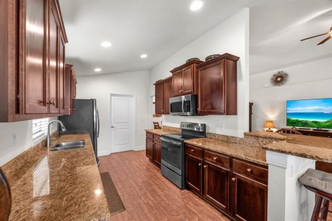 House in Riverview, Florida 3 bedrooms, 181.9 sq.m. № 2313051 - photo 13