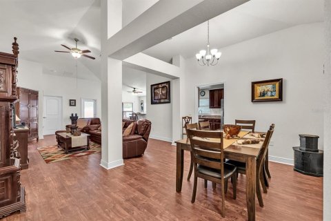House in Riverview, Florida 3 bedrooms, 181.9 sq.m. № 2313051 - photo 4