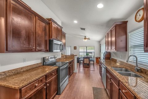 House in Riverview, Florida 3 bedrooms, 181.9 sq.m. № 2313051 - photo 10