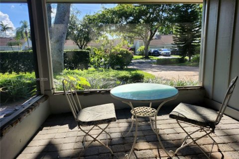 Villa ou maison à louer à Palm Beach Gardens, Floride: 4 chambres, 277.03 m2 № 1983435 - photo 4