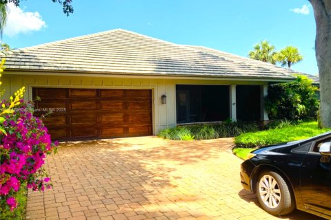 Villa ou maison à louer à Palm Beach Gardens, Floride: 4 chambres, 277.03 m2 № 1983435 - photo 2