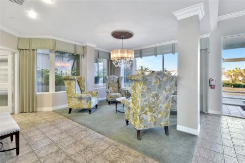 Condo in Daytona Beach Shores, Florida, 2 bedrooms  № 1880977 - photo 16