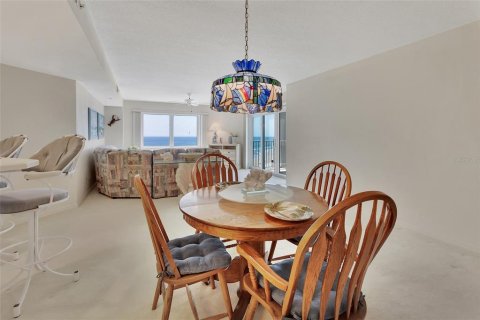 Condo in Daytona Beach Shores, Florida, 2 bedrooms  № 1880977 - photo 21