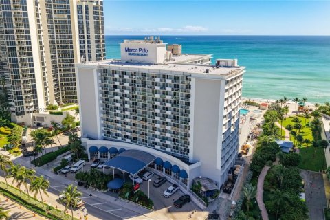 Condo in Sunny Isles Beach, Florida № 2088221 - photo 5