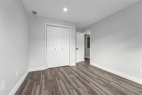 House in Longwood, Florida 4 bedrooms, 149.02 sq.m. № 1843795 - photo 26