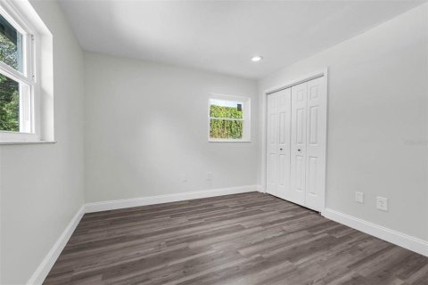 House in Longwood, Florida 4 bedrooms, 149.02 sq.m. № 1843795 - photo 25