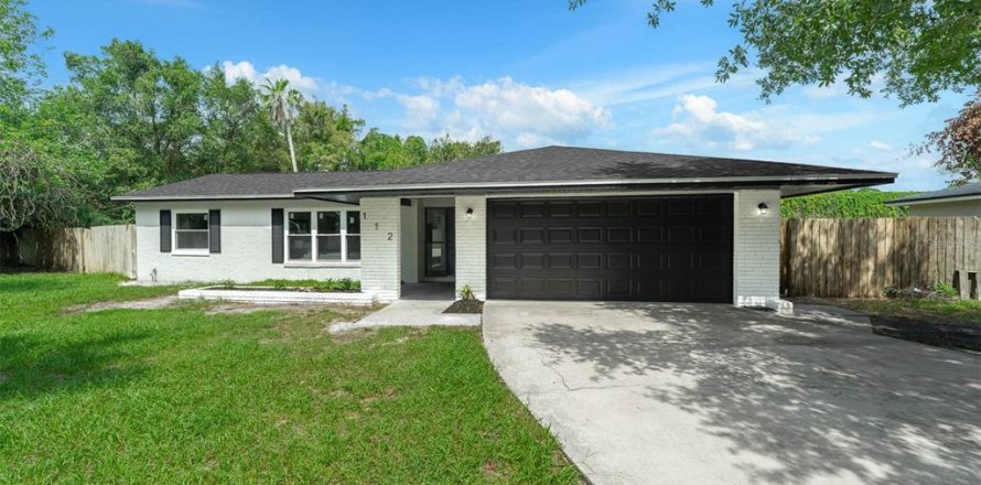 House in Longwood, Florida 4 bedrooms, 149.02 sq.m. № 1843795
