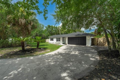 House in Longwood, Florida 4 bedrooms, 149.02 sq.m. № 1843795 - photo 2