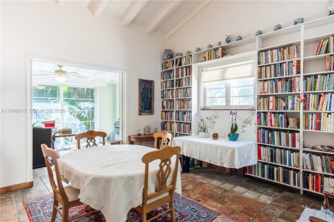 Casa en venta en Miami, Florida, 3 dormitorios, 229.84 m2 № 2010322 - foto 13