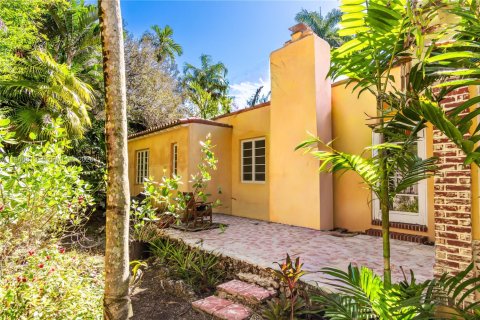 Casa en venta en Miami, Florida, 3 dormitorios, 229.84 m2 № 2010322 - foto 29