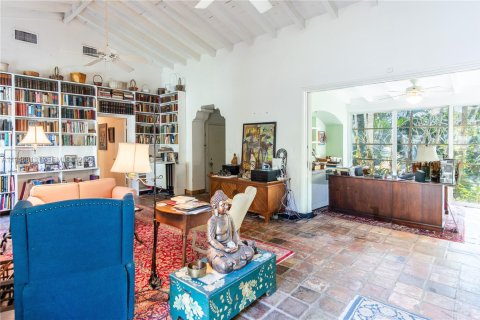 Casa en venta en Miami, Florida, 3 dormitorios, 229.84 m2 № 2010322 - foto 14
