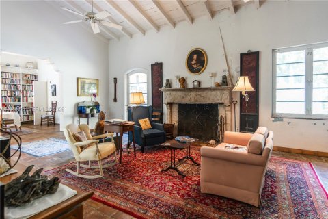 Casa en venta en Miami, Florida, 3 dormitorios, 229.84 m2 № 2010322 - foto 6