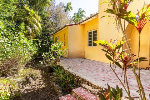 Casa en venta en Miami, Florida, 3 dormitorios, 229.84 m2 № 2010322 - foto 30