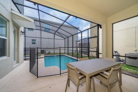 House in Kissimmee, Florida 5 bedrooms, 278.34 sq.m. № 1817991 - photo 5