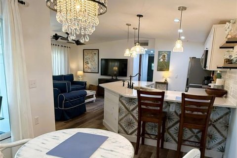 Apartment in Cortez, Florida 2 bedrooms, 72.93 sq.m. № 1913684 - photo 10